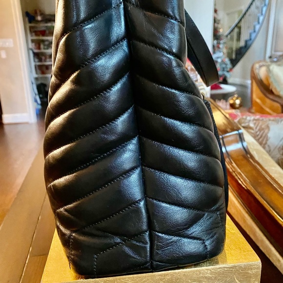 YSL Lou Lou Chevron Matelase Tote Bag - Picture 4 of 13